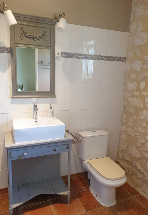 Chambre D'Hote "La Pierre" Domaine De Fonpeyroune Conne-de-Labarde 外观 照片